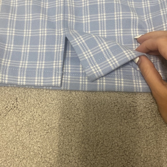 Brandy Melville skirt - Picture 3 of 6